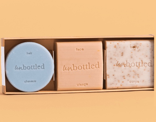 Cosmetics kit – Victoria Yachting
