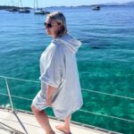 Poncho de bain, sur le pont